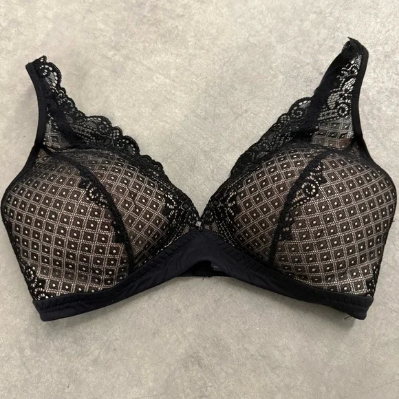 Simply Vera Vera Wang Intimates Black & Beige Lace Wireless Bra - 34D - Picture 1 of 11